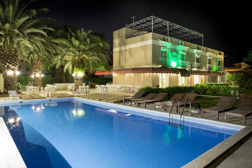 R+ Hotel By Rooms Çeşme المظهر الخارجي الصورة
