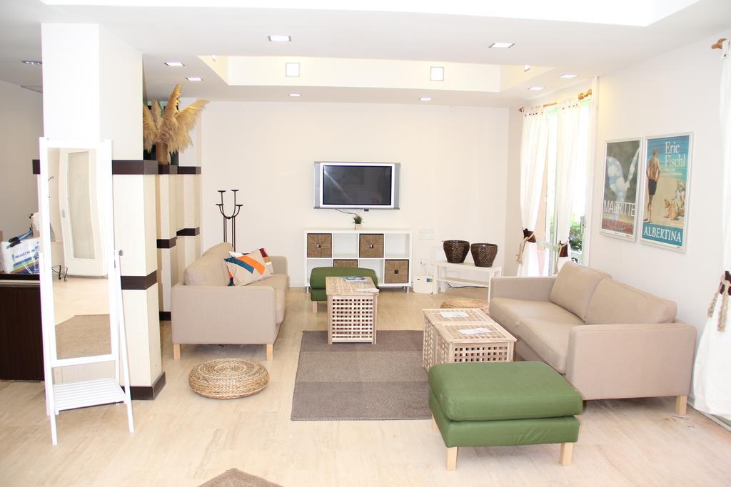 R+ Hotel By Rooms Çeşme المظهر الخارجي الصورة