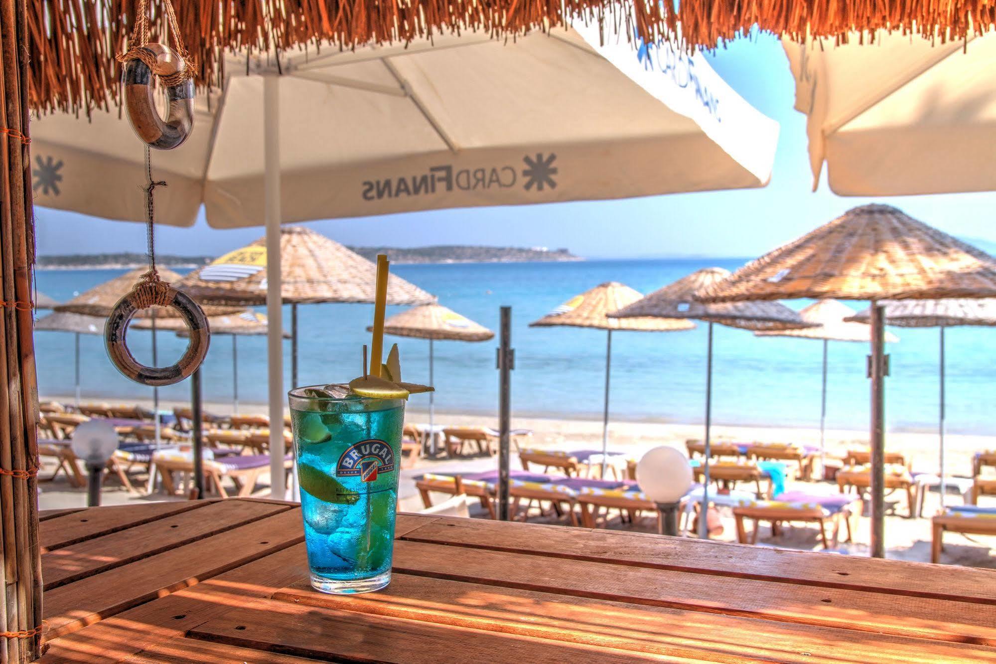 R+ Hotel By Rooms Çeşme المظهر الخارجي الصورة